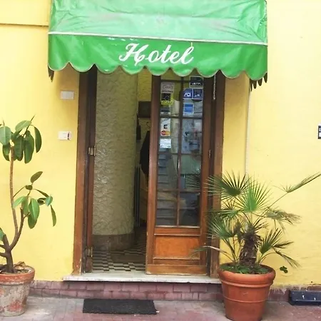 卡萨诺瓦酒店 2* 那不勒斯