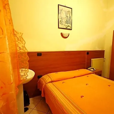 Hotel Casanova 2*