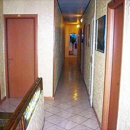 Casanova Hotel 2*