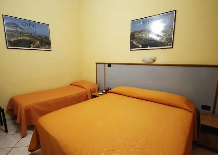 Отель Casanova 2*